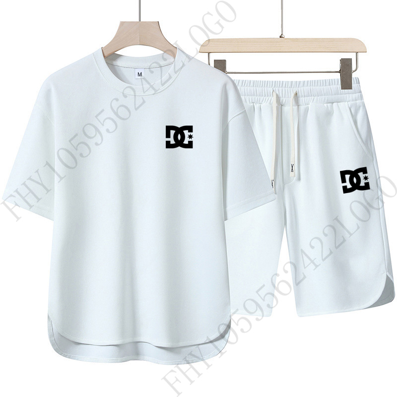 Mens Fashion Clothes - Men's fashionable short-sleeved shorts set, round-neck