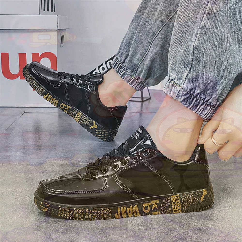 Round Foot Size 45 Sneakers Wh - Men'S Fashion At 40 avis et prix