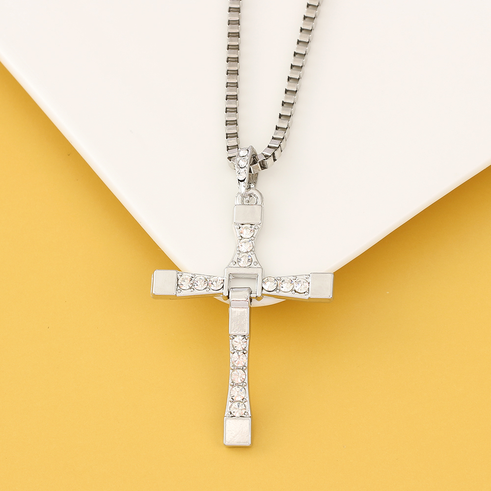 Fashion Punk Rhinestone Cross  - Mens Fashion Show avis et prix